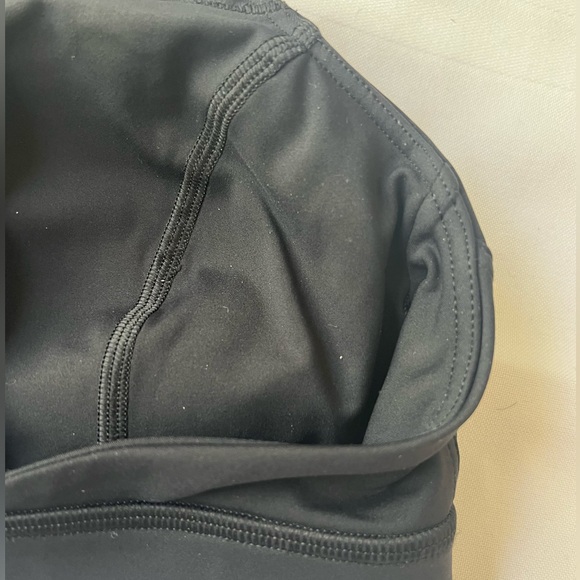 Lululemon | High Neck Medium Support Bra | Size 2 - Picture 6 of 8